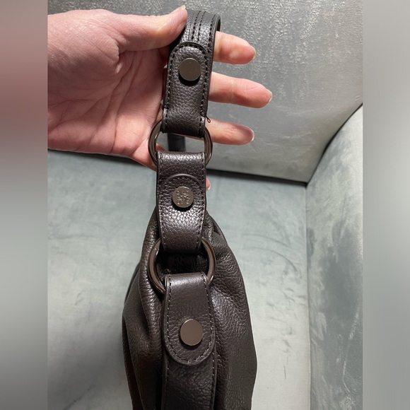 EUC Simply Vera brown pleated pebble leather shoulder hobo bag 14“ x 8.5“ x 2“ - Picture 11 of 17